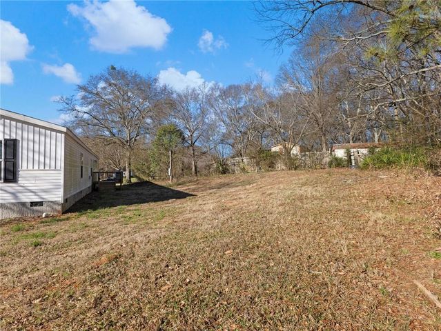 136 Pine Street, Danielsville, GA 30633