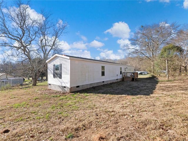 136 Pine Street, Danielsville, GA 30633