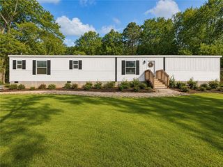 136 Pine Street, Danielsville, GA 30633