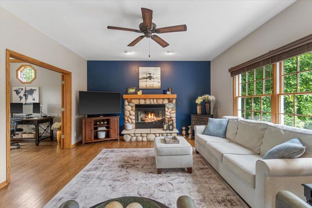 W278N5356 Hanover Hill ROAD, Lisbon, WI 53089