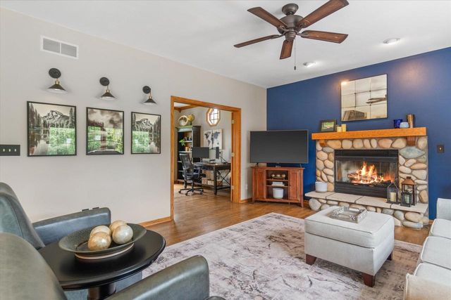 W278N5356 Hanover Hill ROAD, Lisbon, WI 53089