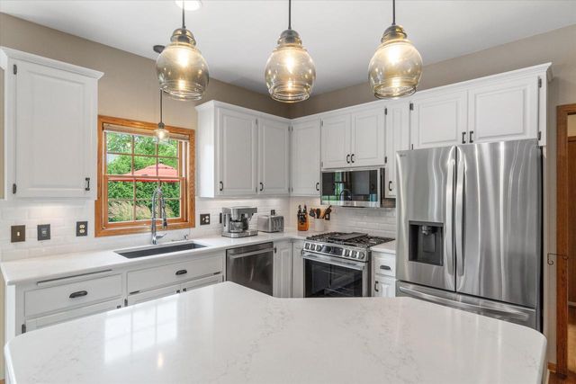 W278N5356 Hanover Hill ROAD, Lisbon, WI 53089