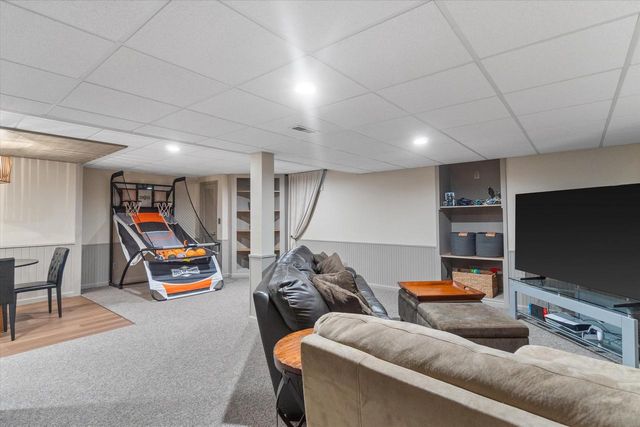 W278N5356 Hanover Hill ROAD, Lisbon, WI 53089