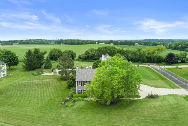 W278N5356 Hanover Hill ROAD, Lisbon, WI 53089