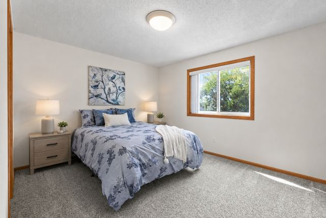 8391 143rd Street W, Apple Valley, MN 55124
