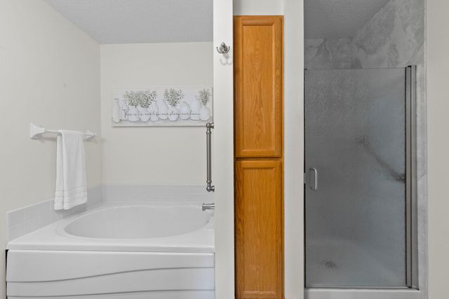 8391 143rd Street W, Apple Valley, MN 55124