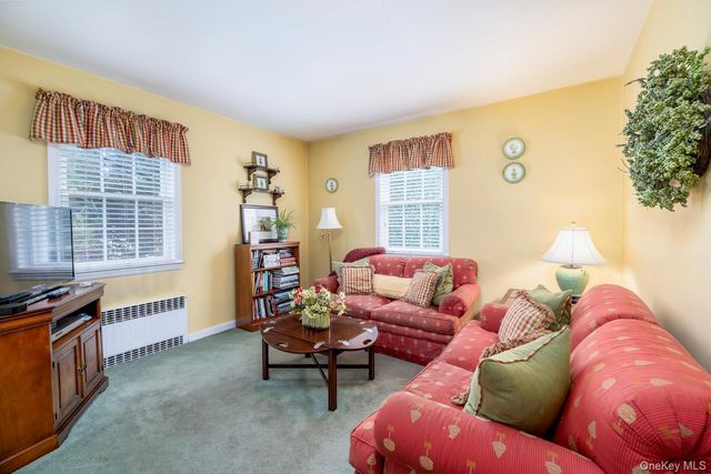 455 Morris Avenue, Rockville Centre, NY 11570