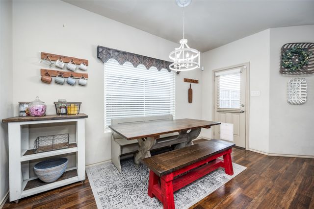 5100 Crystal Lake Avenue, Krum, TX 76249