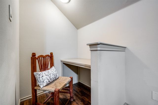 5100 Crystal Lake Avenue, Krum, TX 76249