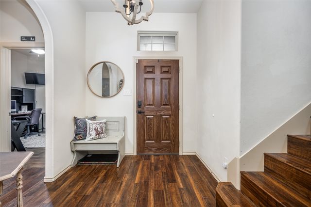 5100 Crystal Lake Avenue, Krum, TX 76249