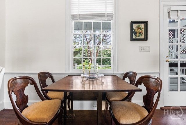 140 Habersham Street, Savannah, GA 31401