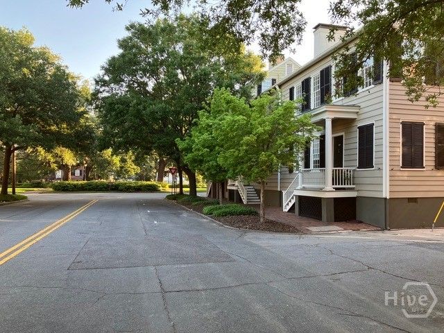 140 Habersham Street, Savannah, GA 31401