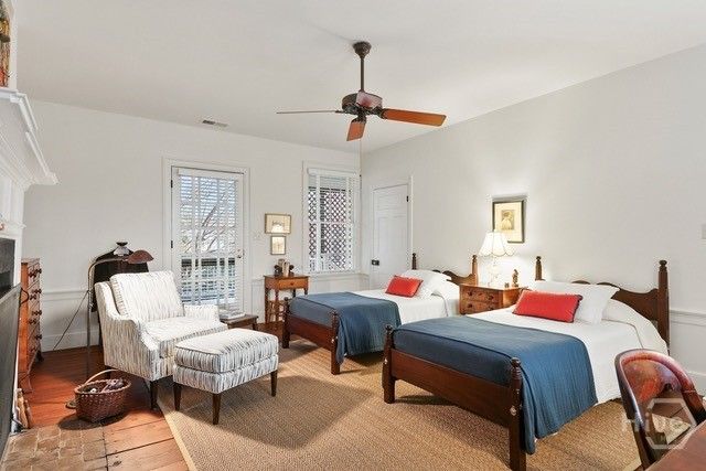 140 Habersham Street, Savannah, GA 31401