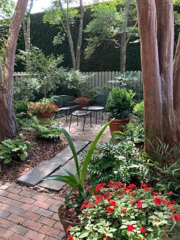 140 Habersham Street, Savannah, GA 31401
