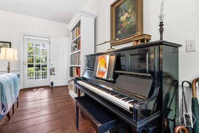 140 Habersham Street, Savannah, GA 31401