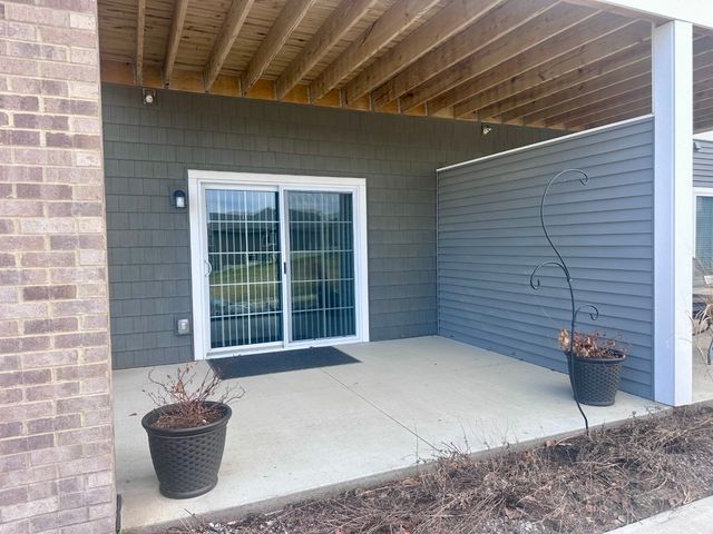 2871 Spring Rose Circle 103, Coralville, IA 52241