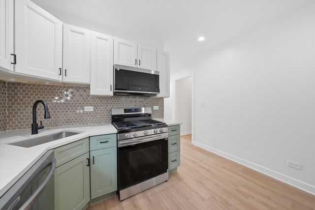 7517 S CARPENTER Street, Chicago, IL 60620