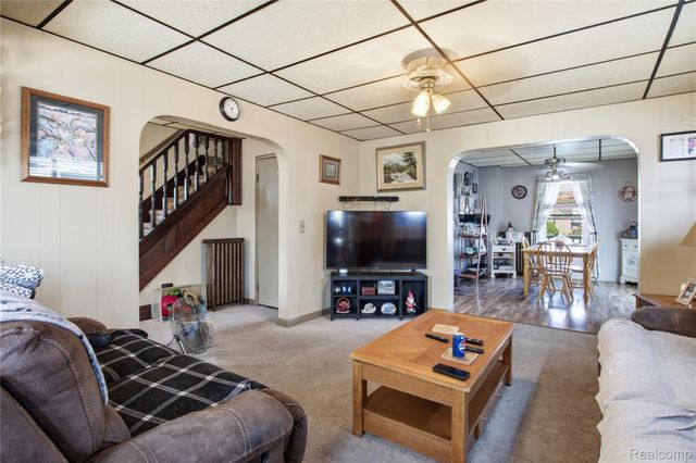 1911 2nd Street, Wyandotte, MI 48192