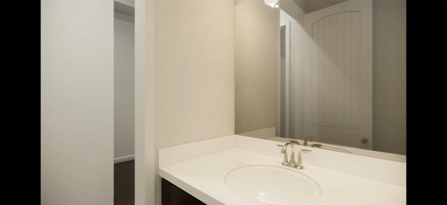 507 Algaroba LOOP, Buda, TX 78610