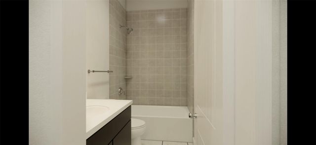 507 Algaroba LOOP, Buda, TX 78610