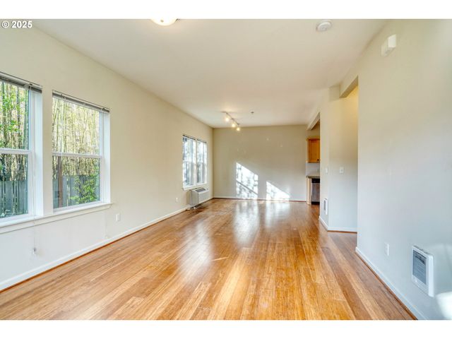 8320 N PRINCETON St, Portland, OR 97203