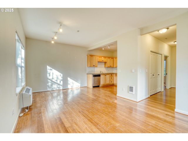 8320 N PRINCETON St, Portland, OR 97203