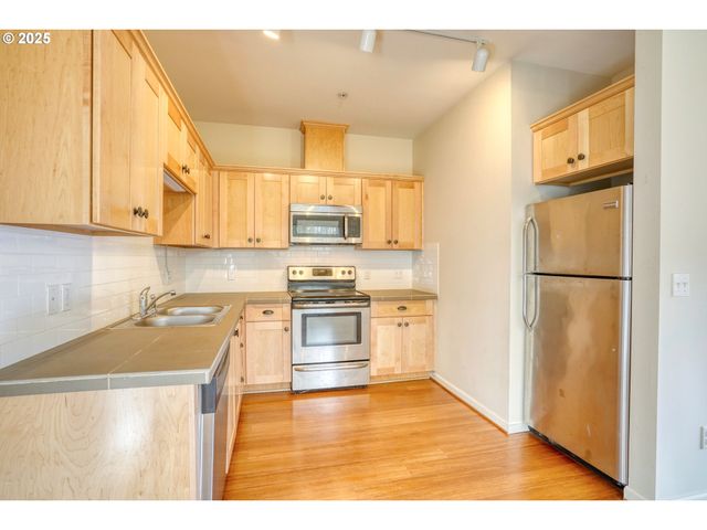 8320 N PRINCETON St, Portland, OR 97203