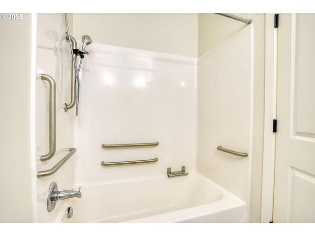 8320 N PRINCETON St, Portland, OR 97203