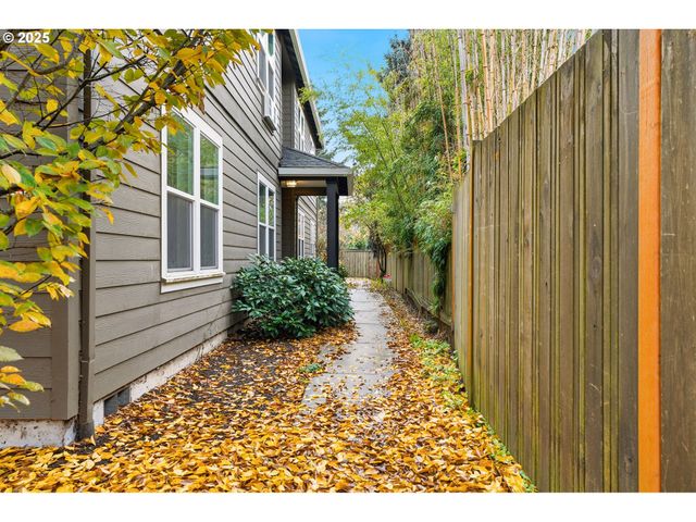 8320 N PRINCETON St, Portland, OR 97203