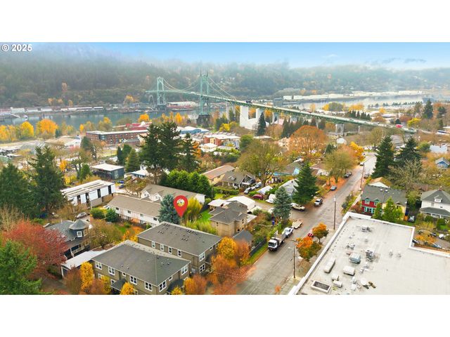 8320 N PRINCETON St, Portland, OR 97203