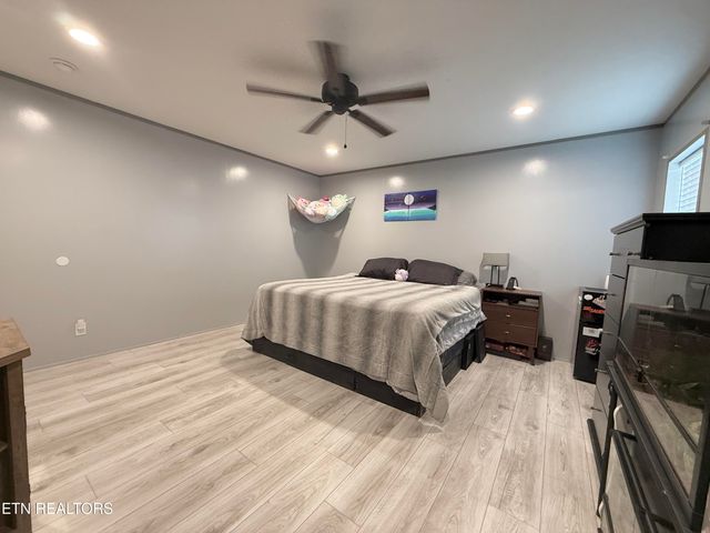 959 Barbee Rd, Jefferson City, TN 37760