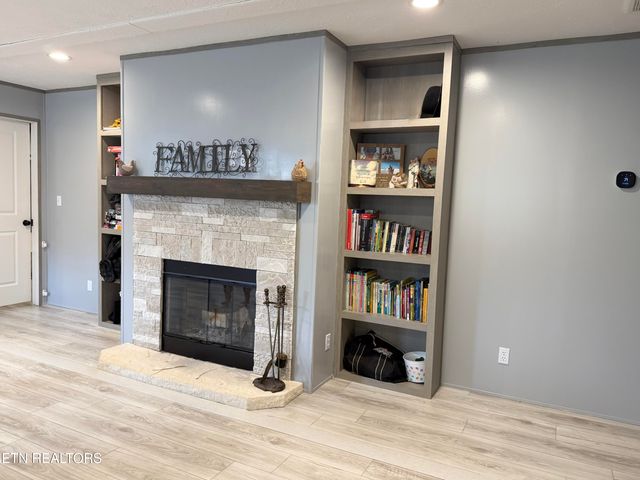 959 Barbee Rd, Jefferson City, TN 37760