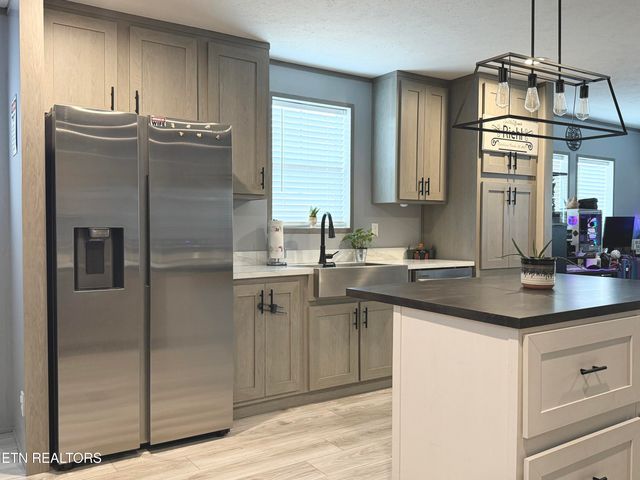 959 Barbee Rd, Jefferson City, TN 37760