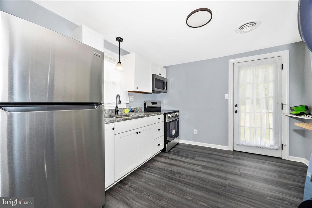 Image 13 of property listing at 15442 FALLING WATERS RD, Williamsport, MD 21795