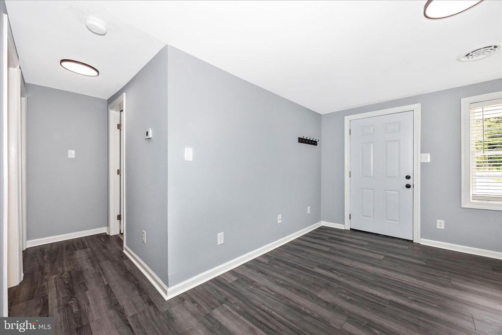 Image 19 of property listing at 15442 FALLING WATERS RD, Williamsport, MD 21795