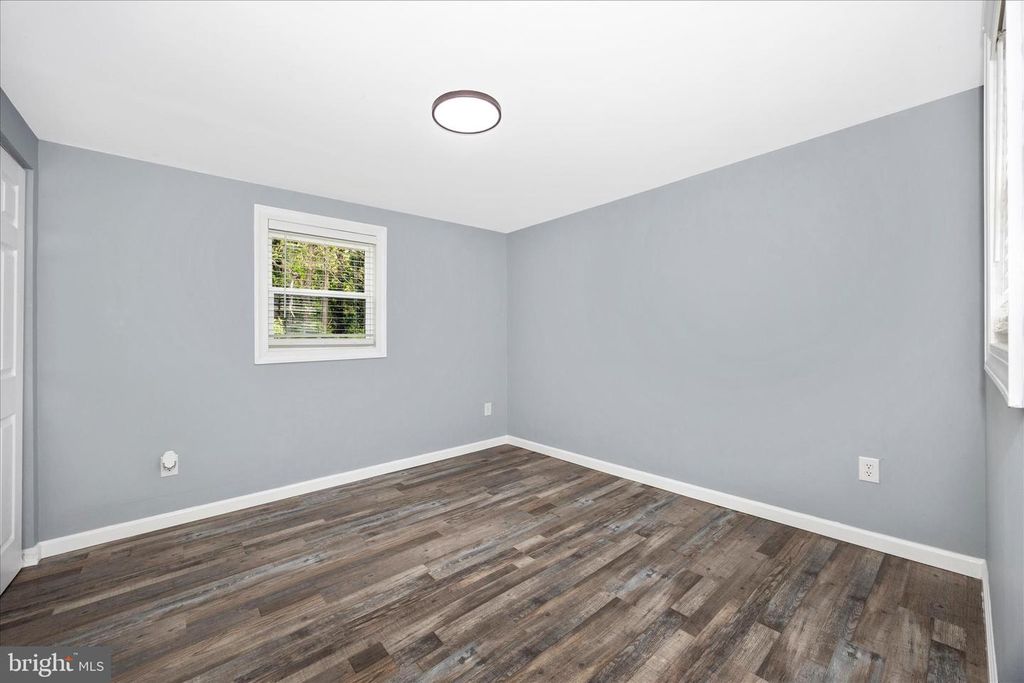 Image 20 of property listing at 15442 FALLING WATERS RD, Williamsport, MD 21795