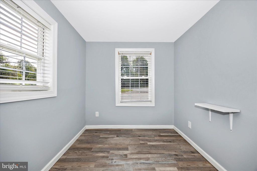 Image 28 of property listing at 15442 FALLING WATERS RD, Williamsport, MD 21795