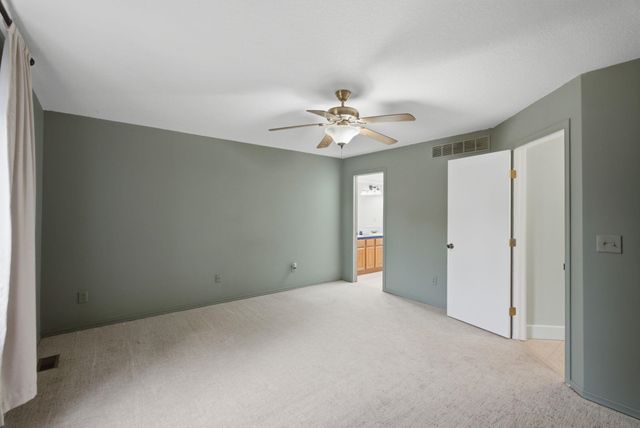 7805 W Barrington Cir, Wichita, KS 67212