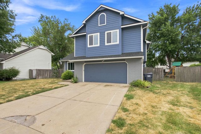 7805 W Barrington Cir, Wichita, KS 67212