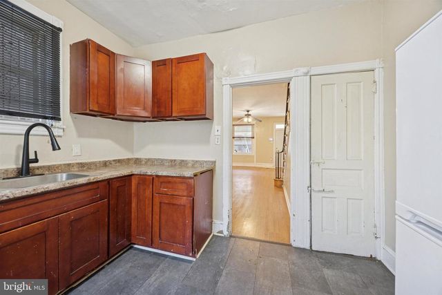 62 N LINDENWOOD ST, Philadelphia, PA 19139