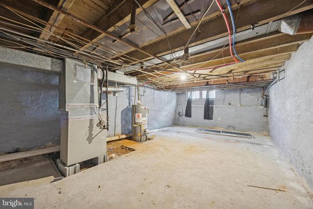 62 N LINDENWOOD ST, Philadelphia, PA 19139