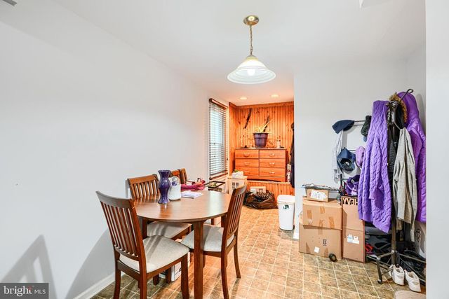 808 KNOXVILLE RD, Knoxville, MD 21758