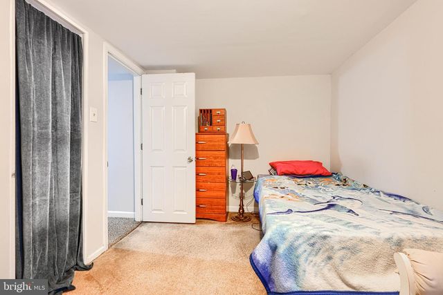 808 KNOXVILLE RD, Knoxville, MD 21758