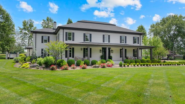 361 Riverbend Country Club Rd, Shelbyville, TN 37160