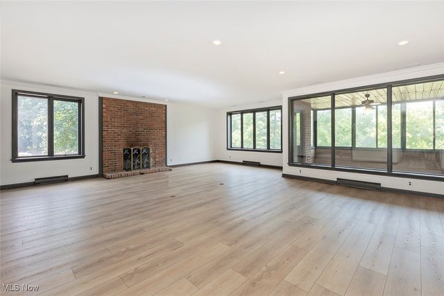 5200 Three Village Drive LLB, Lyndhurst, OH 44124