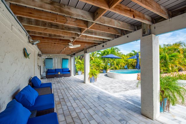 421 Ixora Drive, Big Pine Key, FL 33043