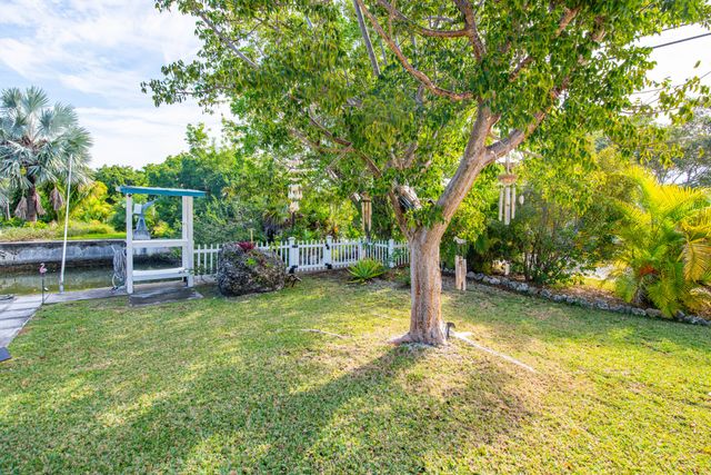 421 Ixora Drive, Big Pine Key, FL 33043