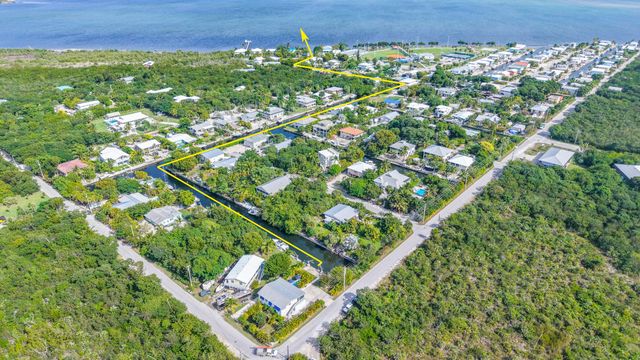 421 Ixora Drive, Big Pine Key, FL 33043