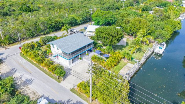 421 Ixora Drive, Big Pine Key, FL 33043