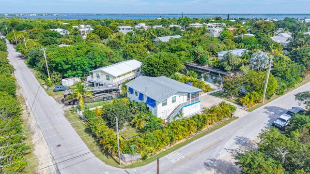 421 Ixora Drive, Big Pine Key, FL 33043